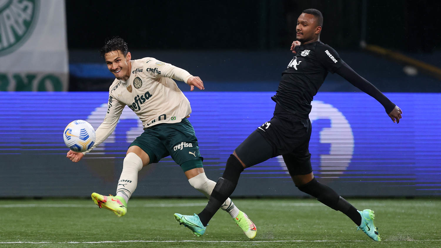 PALMEIRAS PERDE EM CASA PARA MASSA BRUTA!